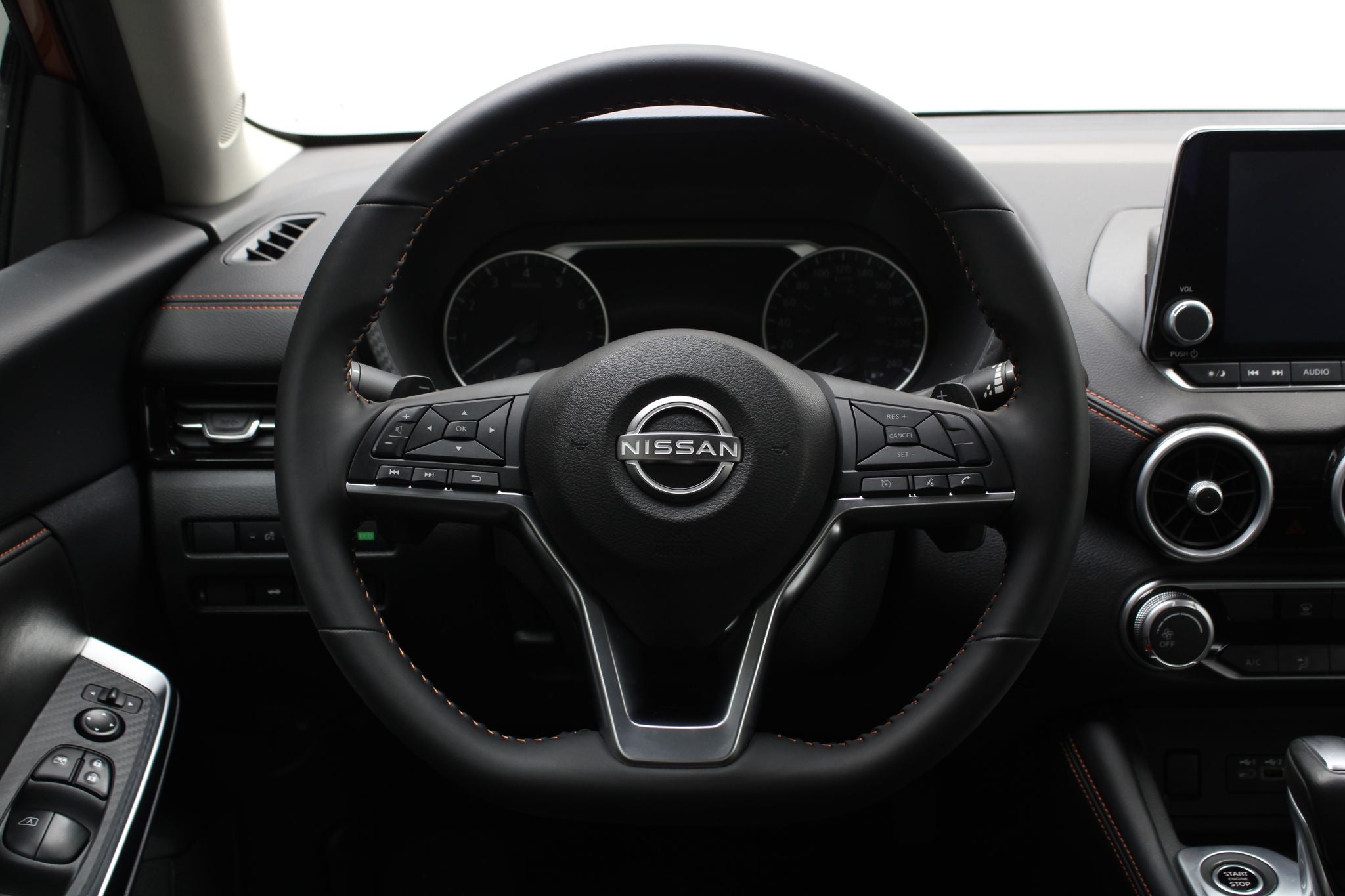 2025 Nissan Sentra 2.0 SR At