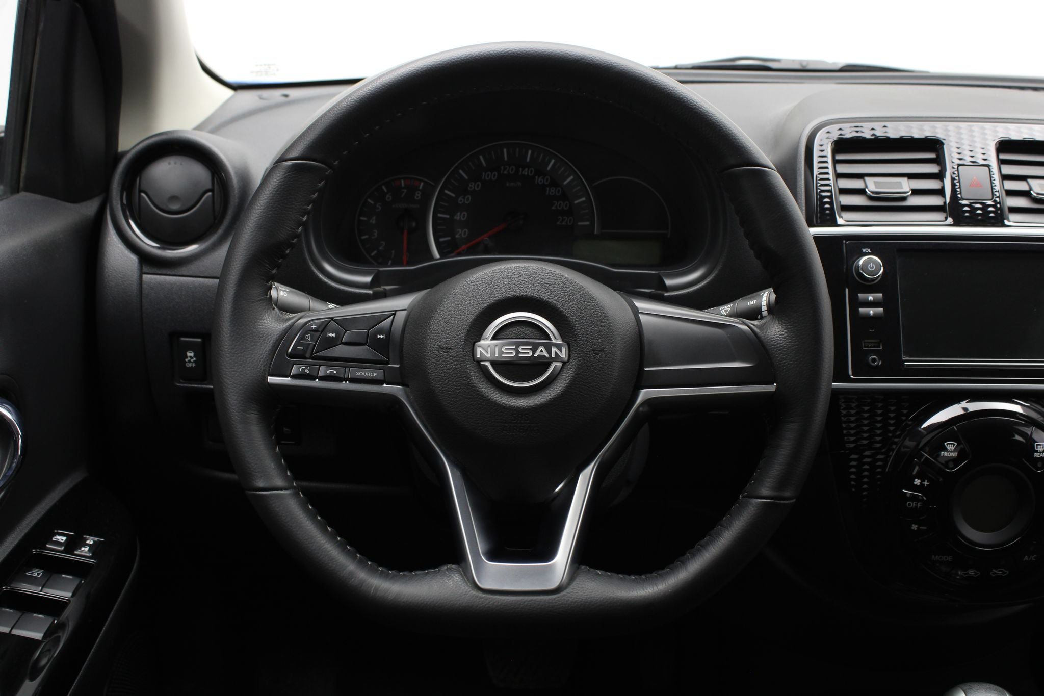 2024 Nissan March 1.6 Exclusive At