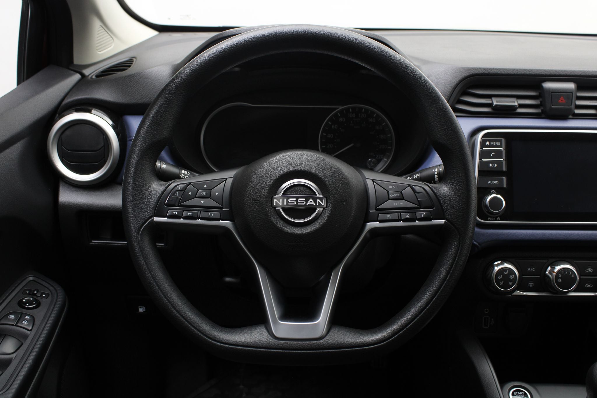 2023 Nissan Versa 1.6 Advance Mt