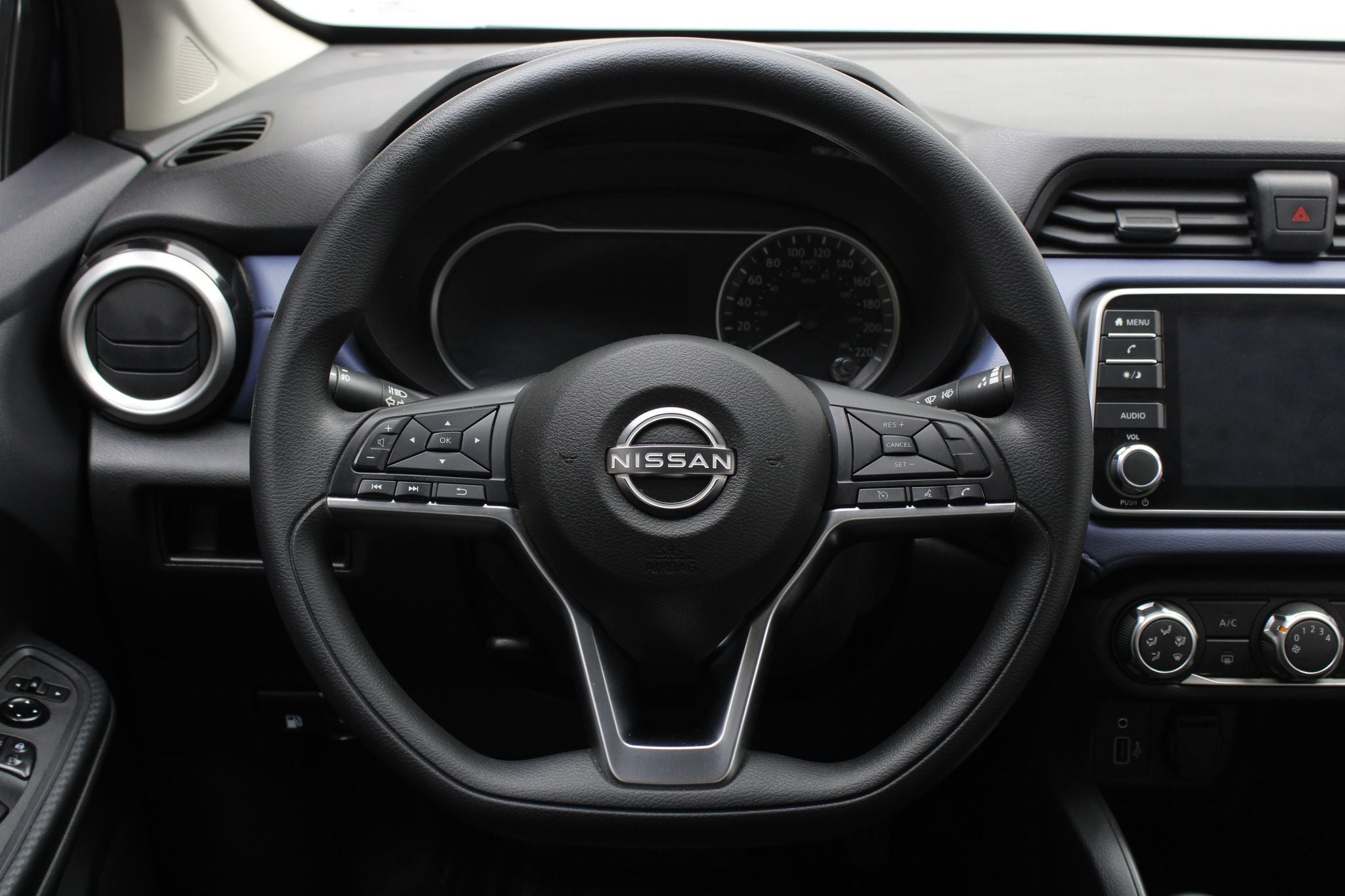 2024 Nissan Versa 1.6 Advance Mt
