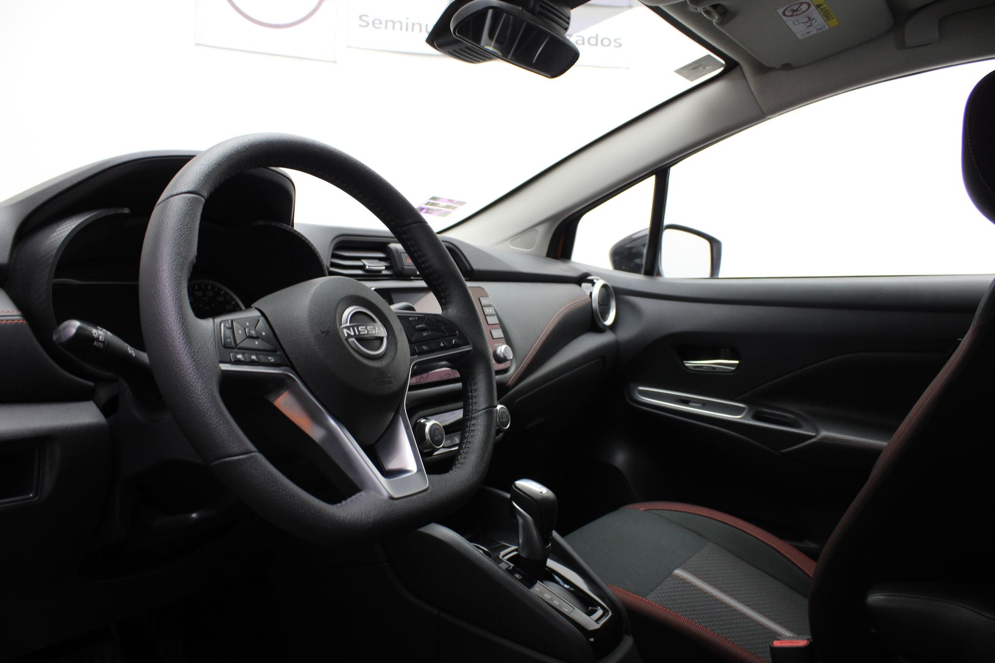 2024 Nissan Versa 1.6 SR At