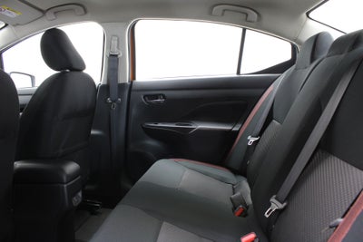 2024 Nissan Versa 1.6 SR At