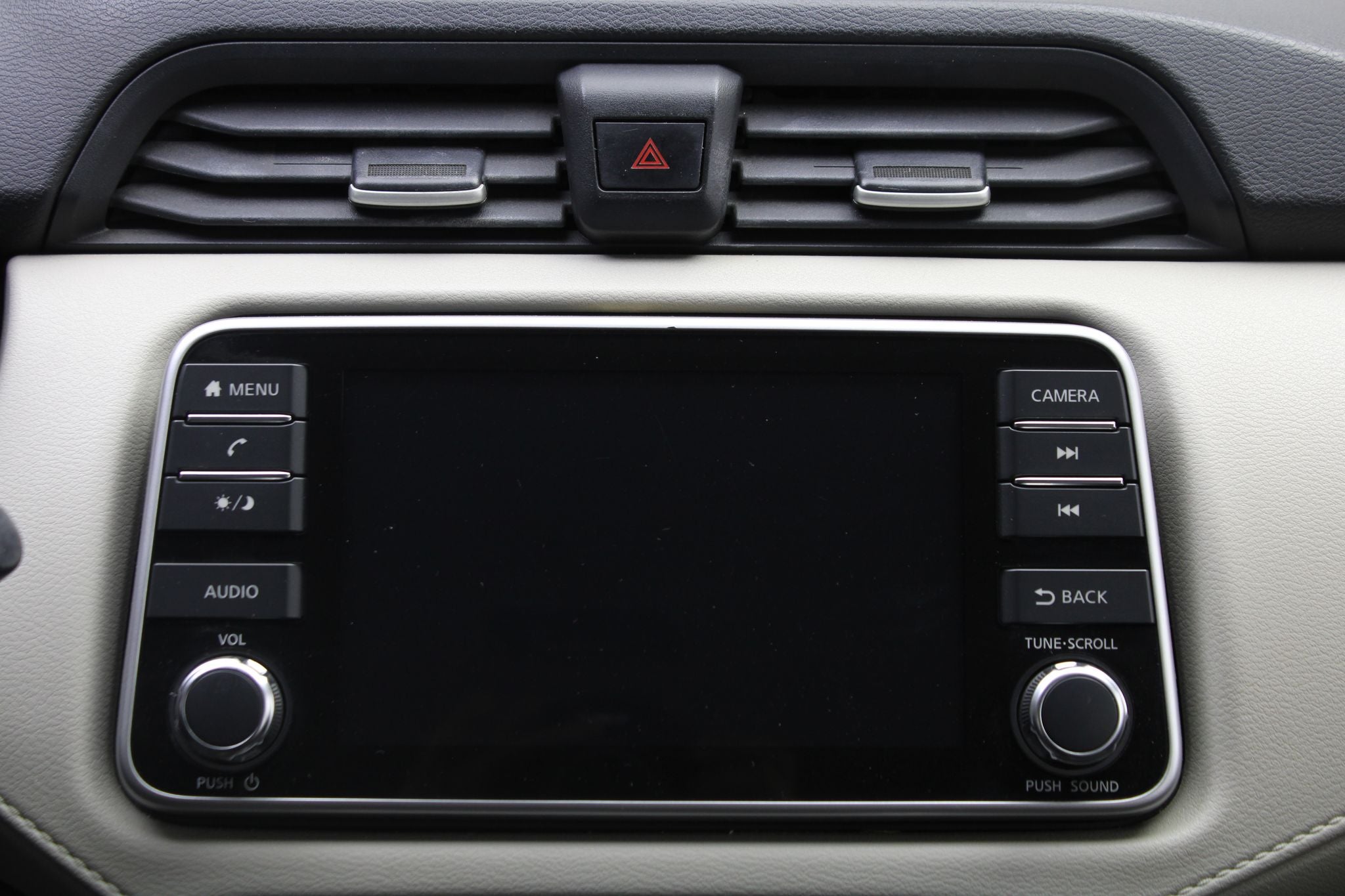 2020 Nissan Versa 1.6 Advance At