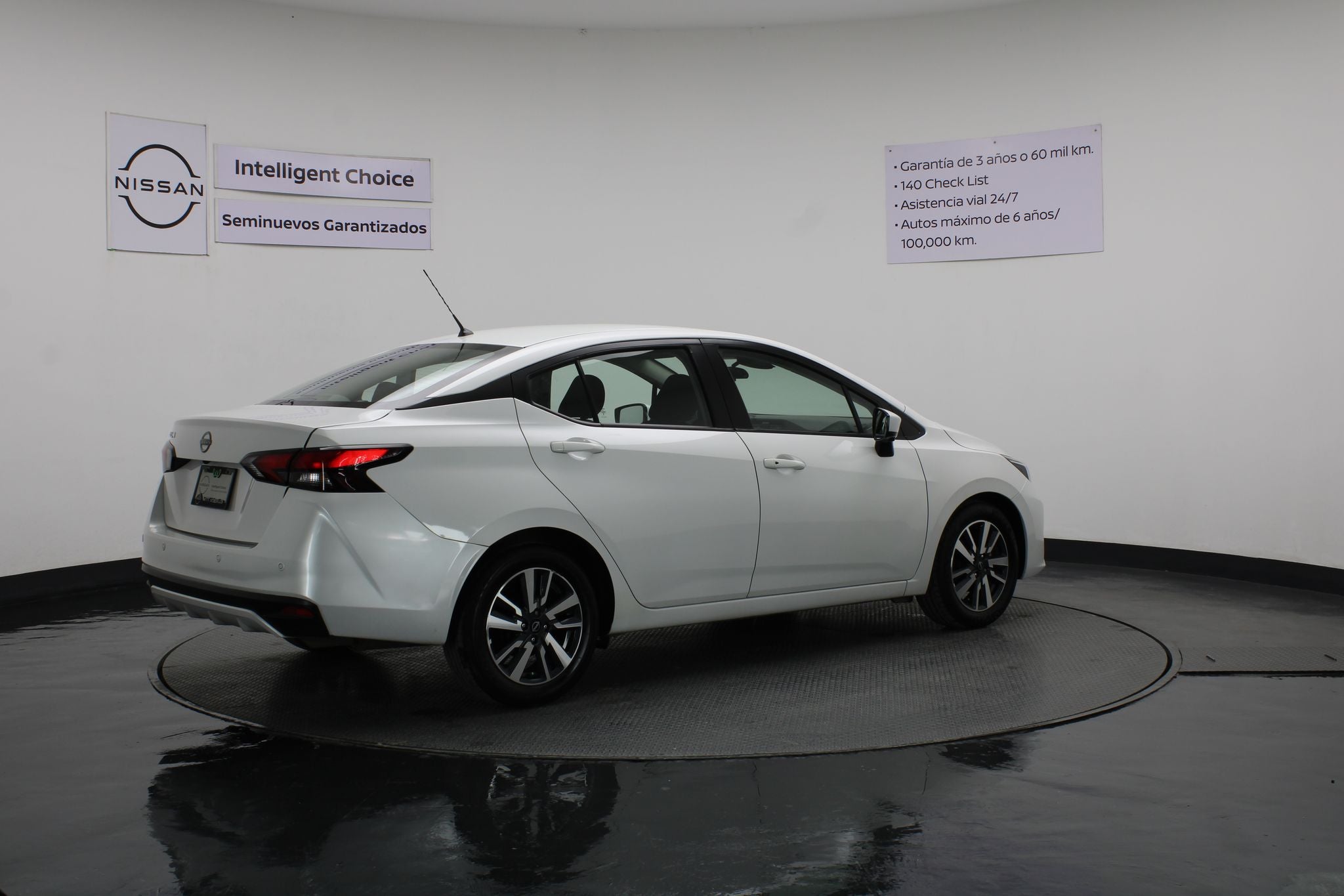 2023 Nissan Versa 1.6 Advance Mt