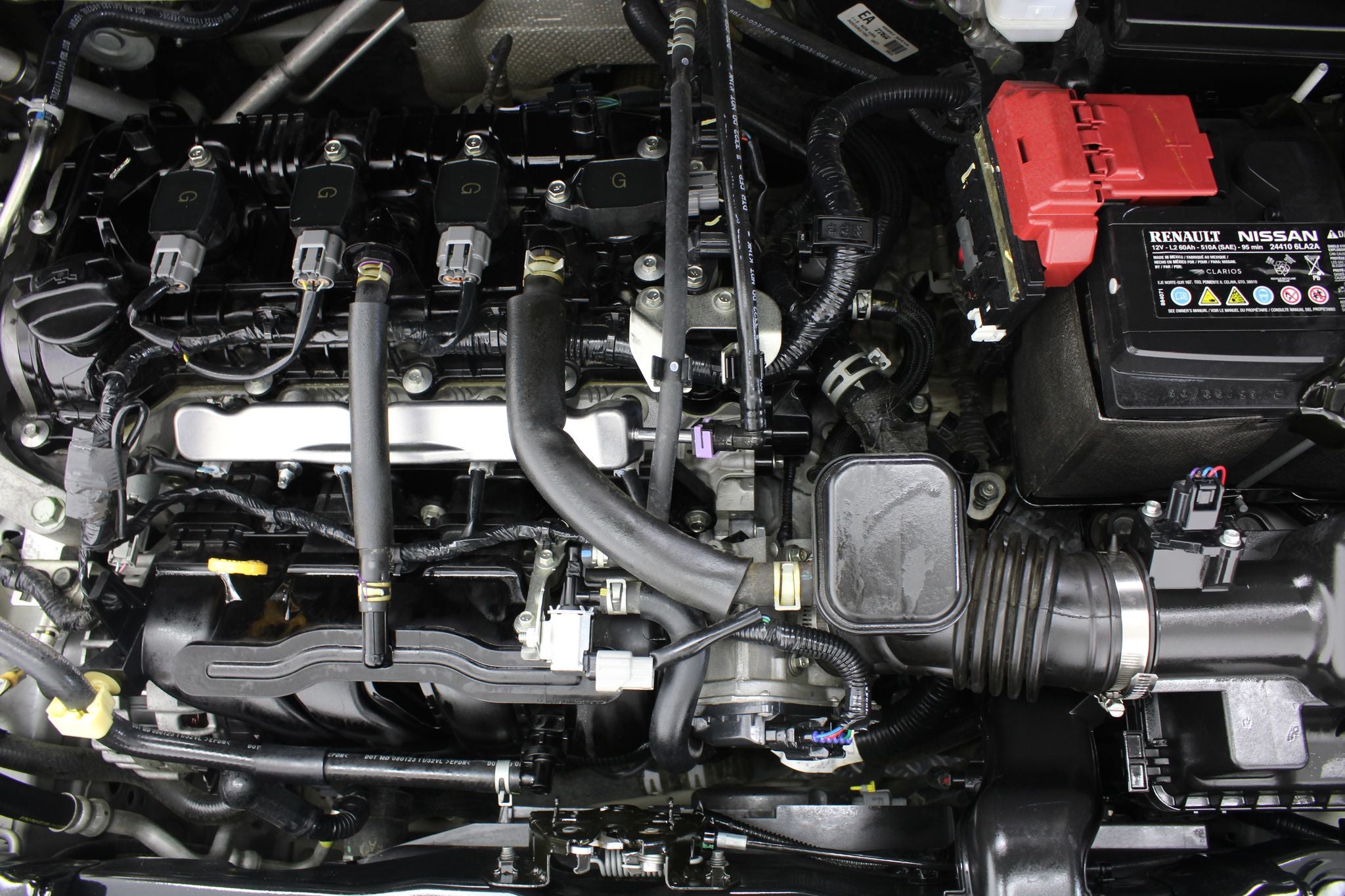 2023 Nissan Versa 1.6 Sr At