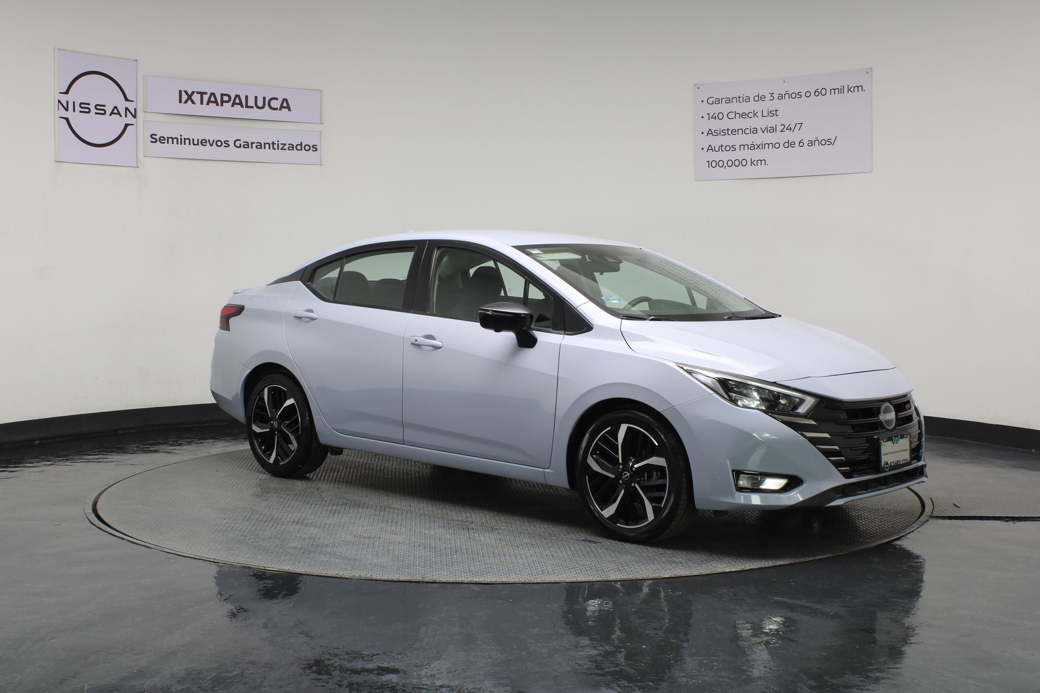 2023 Nissan Versa 1.6 Sr At