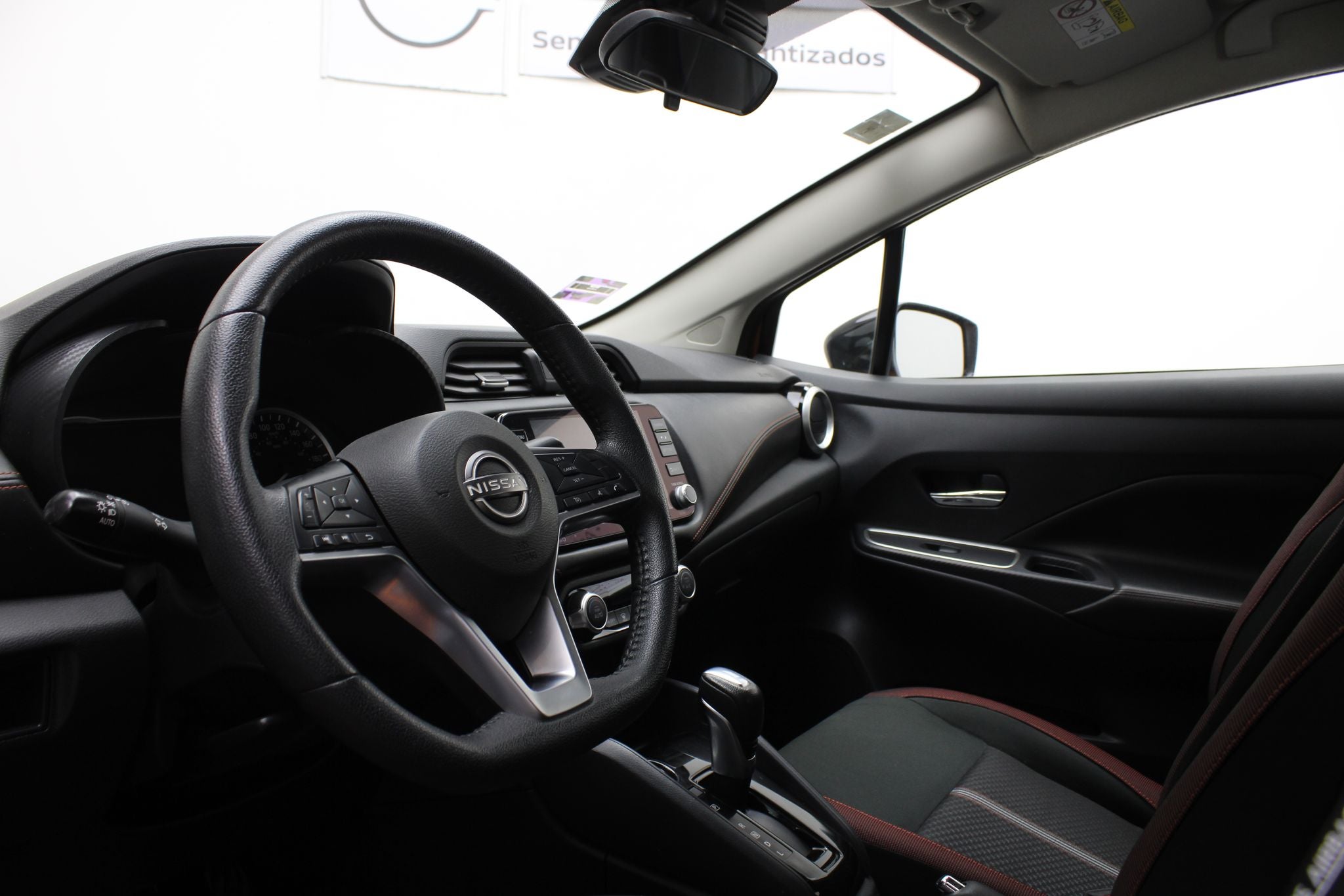 2024 Nissan Versa 1.6 SR At