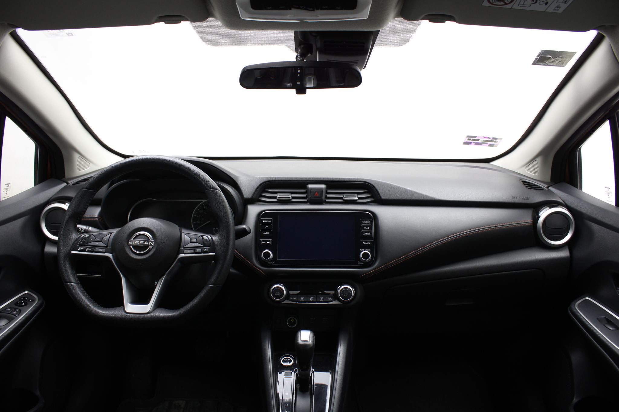 2024 Nissan Versa 1.6 SR At