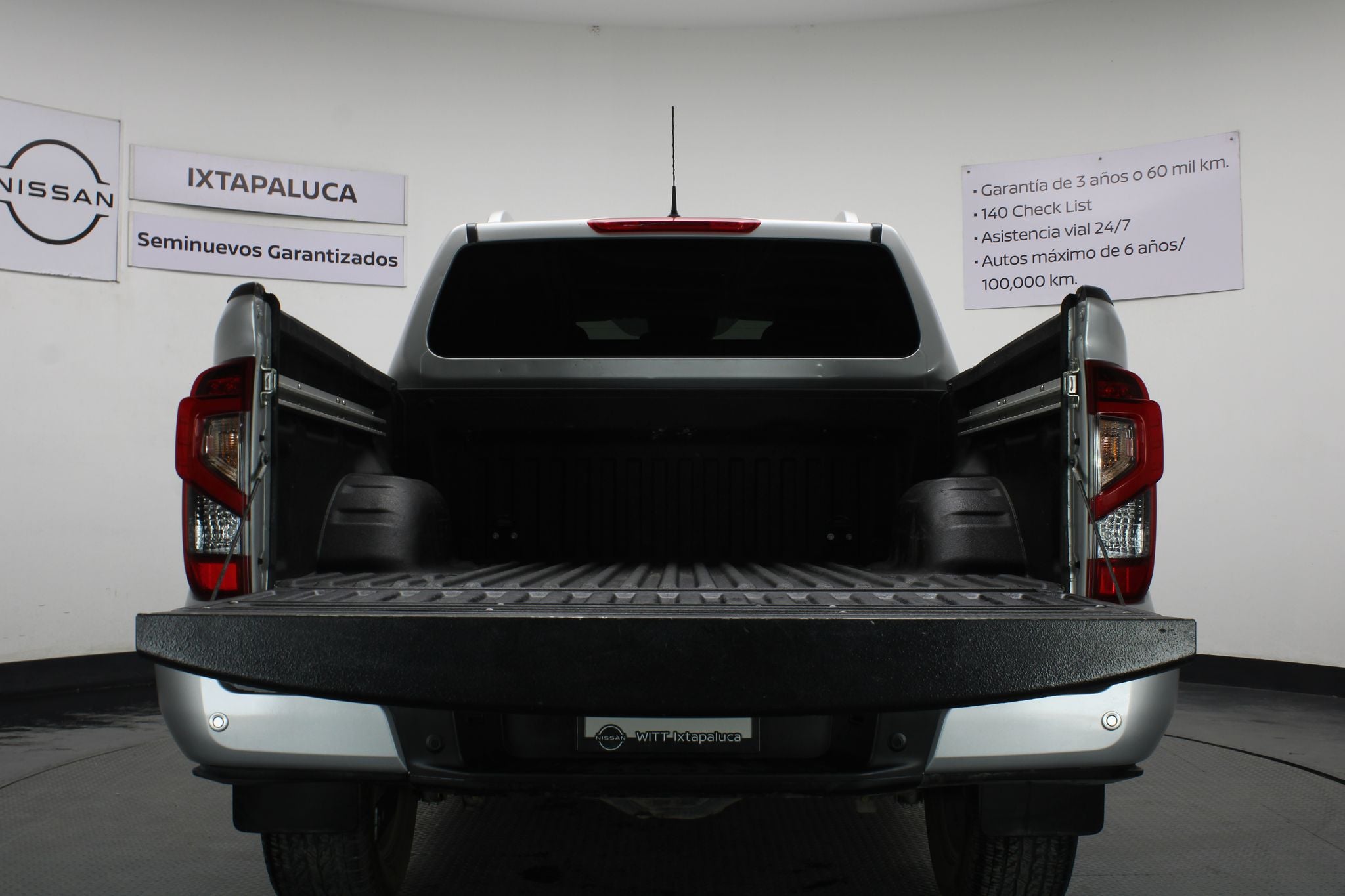 2024 Nissan Frontier 2.5 Le Platinum At