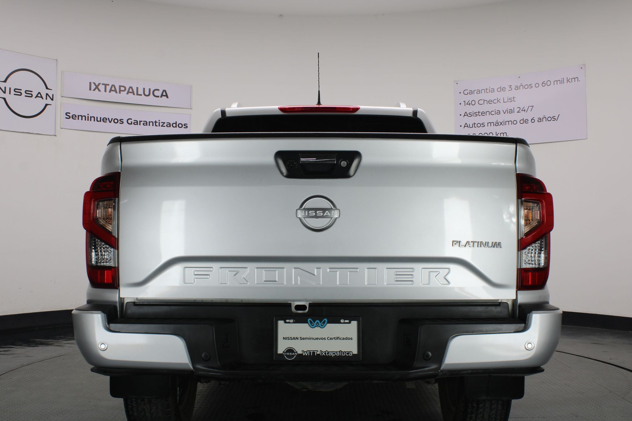 2024 Nissan Frontier 2.5 Le Platinum At