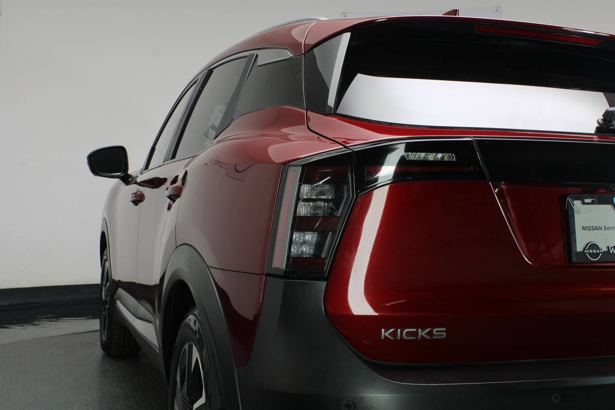 2025 Nissan Kicks 2.0 Advance At