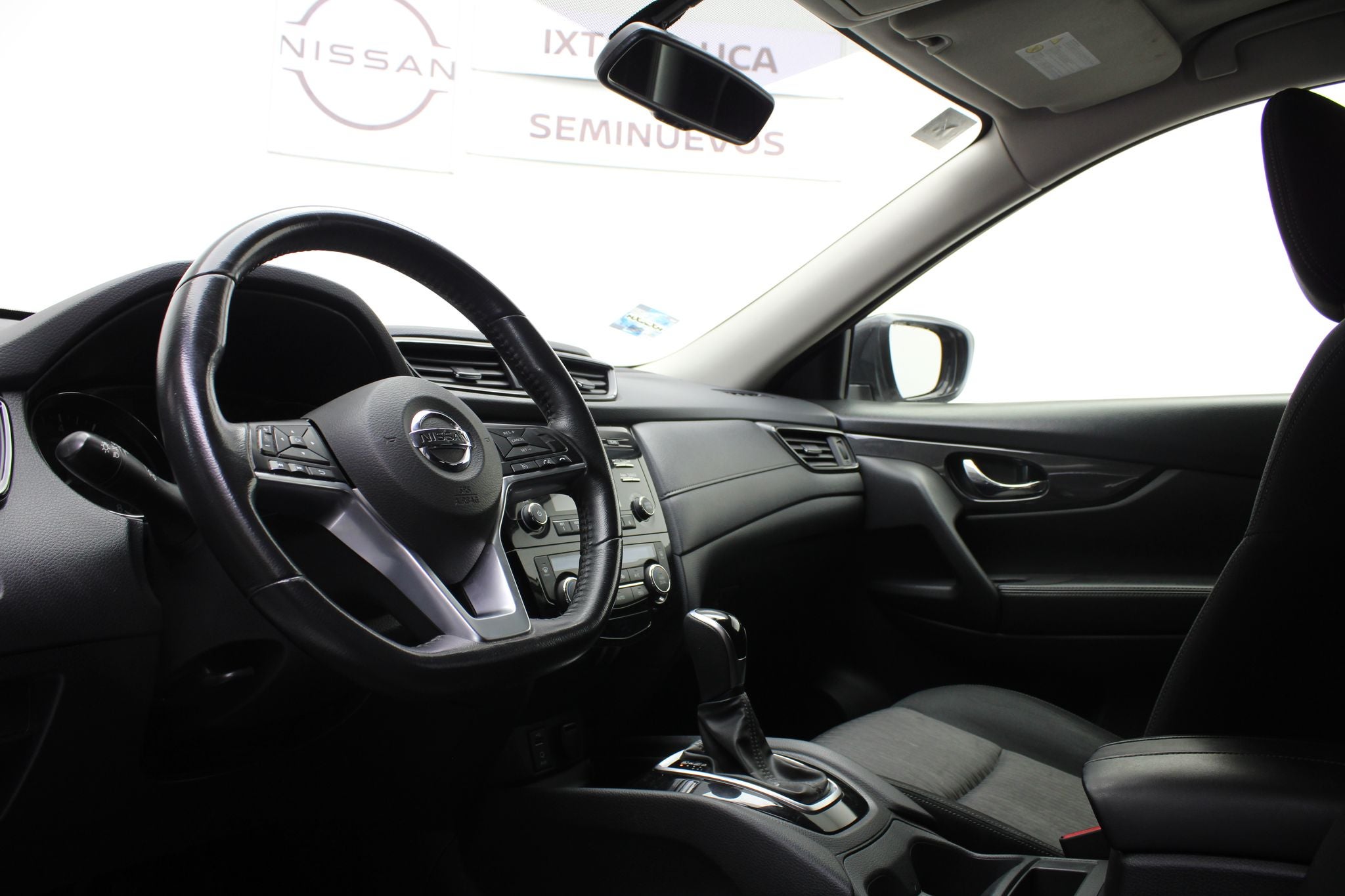 2018 Nissan X-Trail 2.5 Advance 2 Filas Cvt