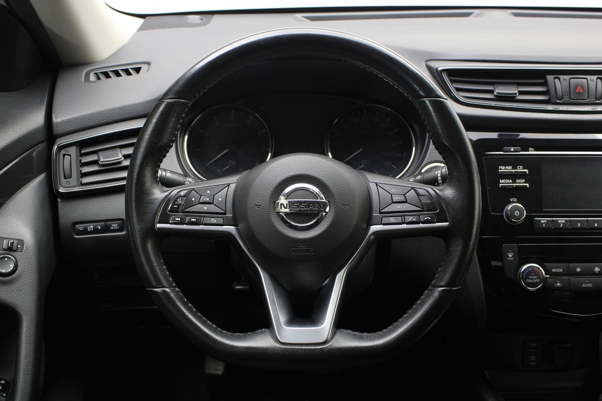 2018 Nissan X-Trail 2.5 Advance 2 Filas Cvt