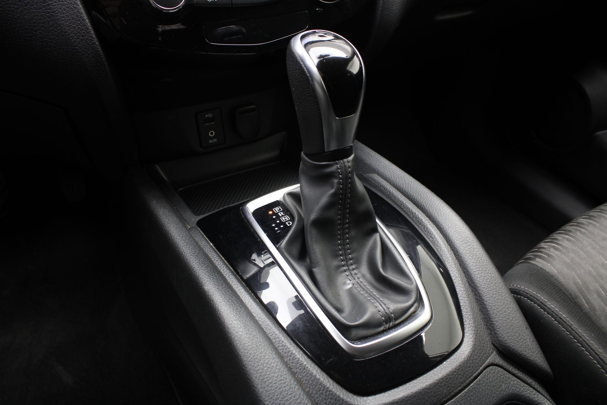 2018 Nissan X-Trail 2.5 Advance 2 Filas Cvt