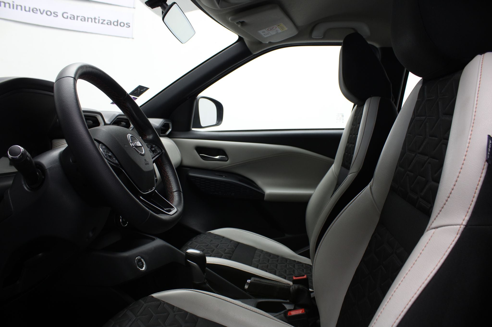 2025 Nissan Magnite 1.0 Exclusive At