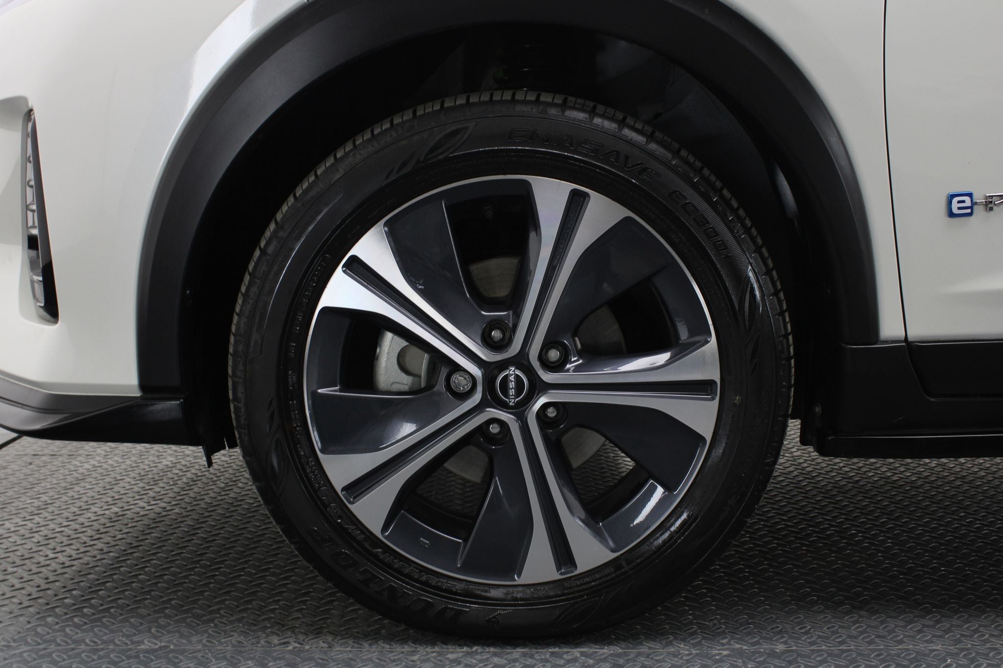 2025 Nissan Kicks E-Power Platinum At