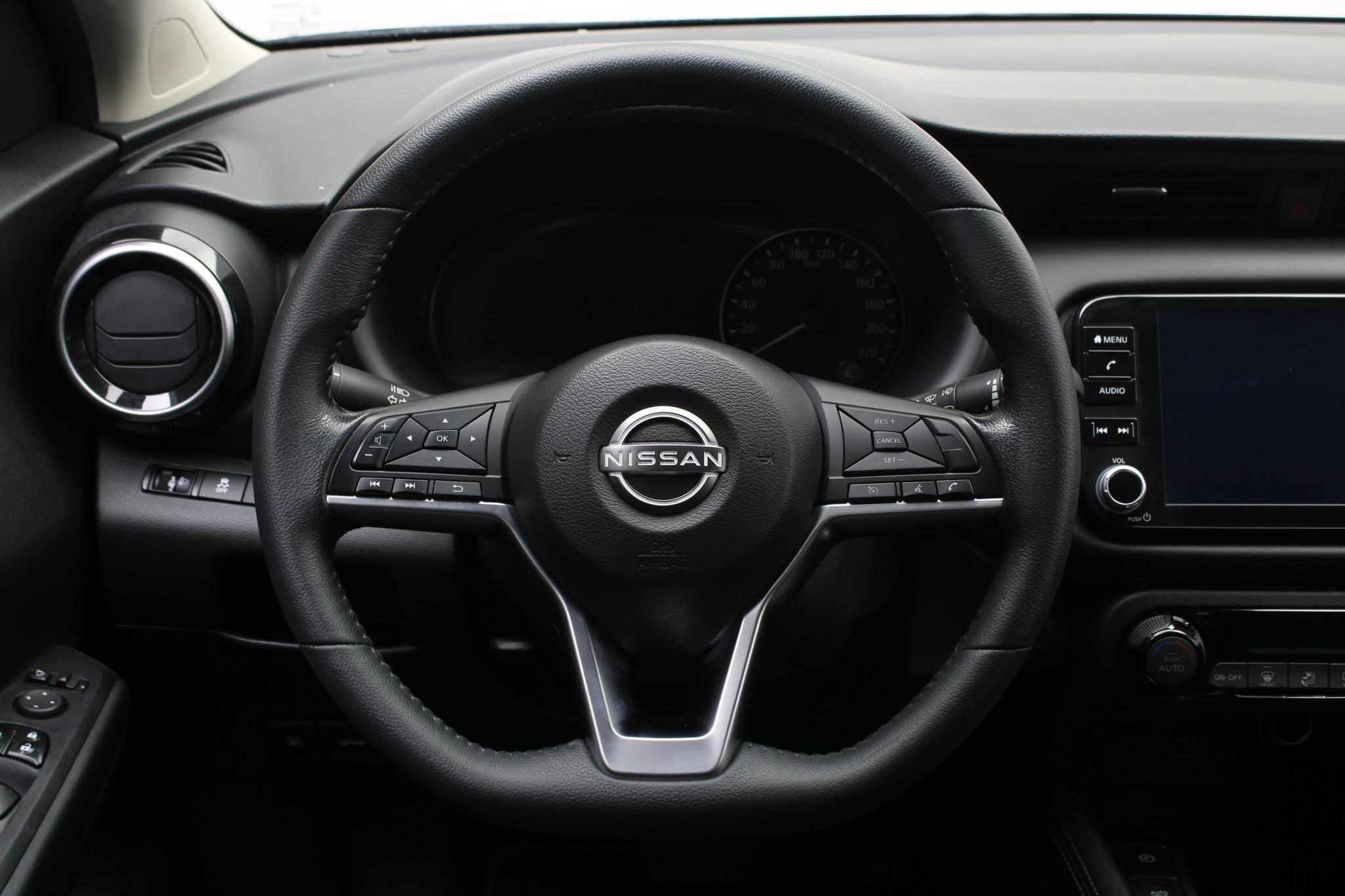 2024 Nissan Kicks E-Power Advance At