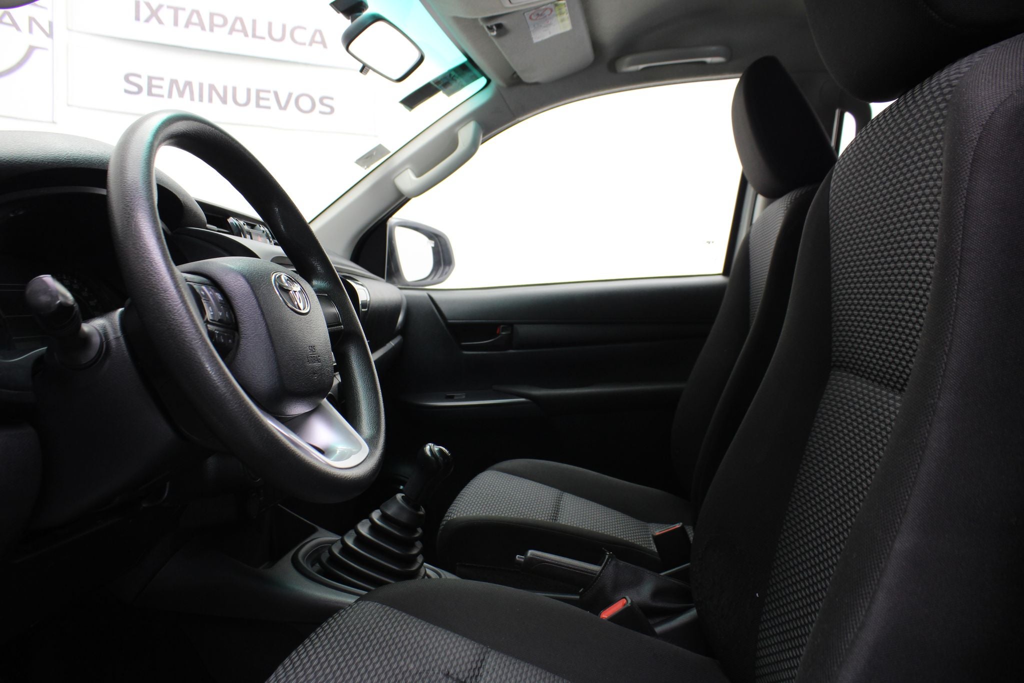 2021 Toyota Hilux 2.7 SR Doble Cabina Mt
